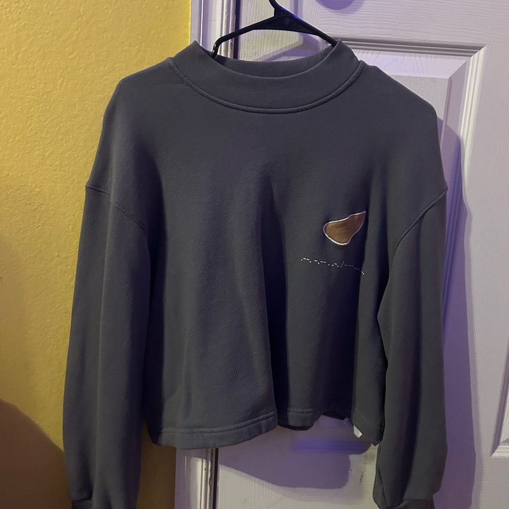 Reebok Gray Boxy Crop Sweatshirt Long Sleeve